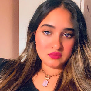 Meet your Posher, Sheza